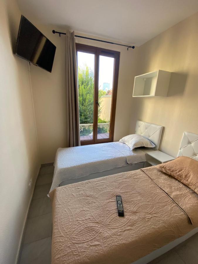 Rent Appart - La Garenne Colombes Bagian luar foto